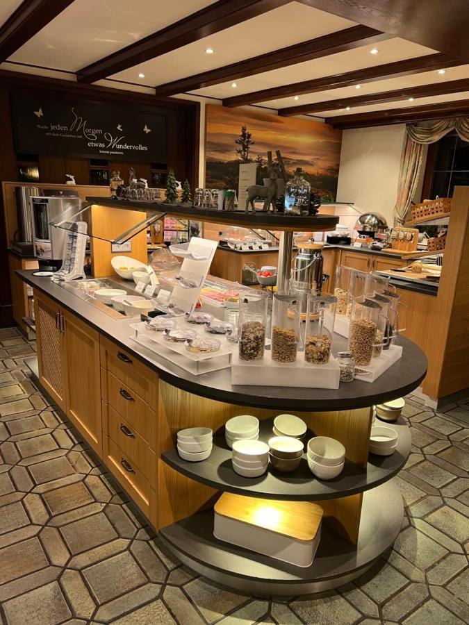 לאוף Hotel Zur Linde מראה חיצוני תמונה