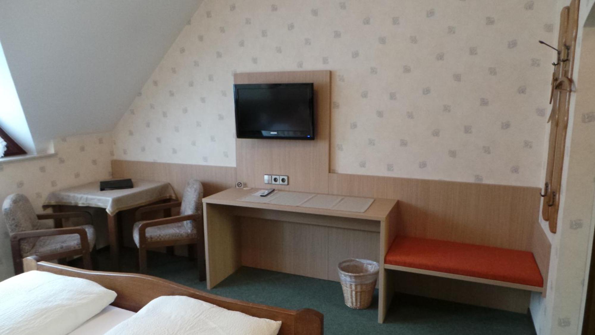 לאוף Hotel Zur Linde חדר תמונה