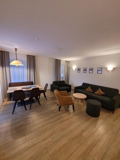 לאוף Hotel Zur Linde מראה חיצוני תמונה