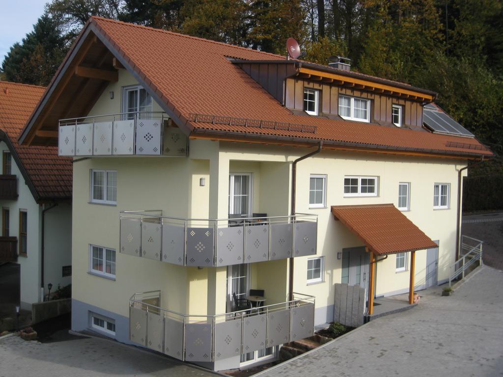 לאוף Hotel Zur Linde מראה חיצוני תמונה