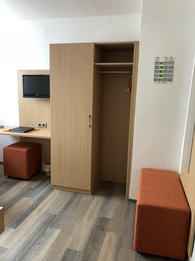 לאוף Hotel Zur Linde מראה חיצוני תמונה